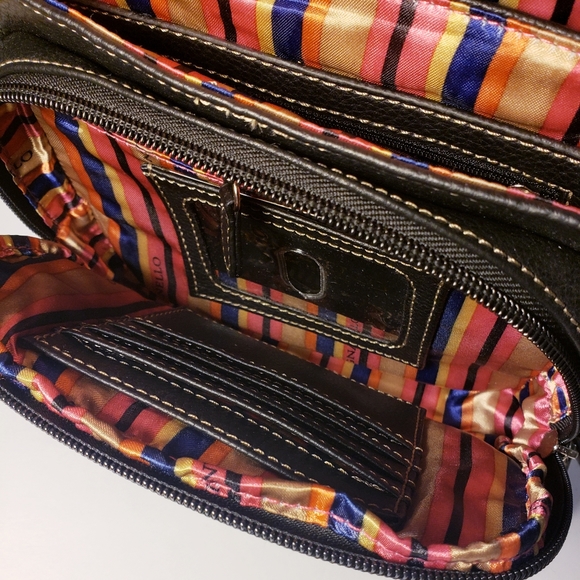 Tignanello Black Leather Crossbody Bag - Picture 5 of 7